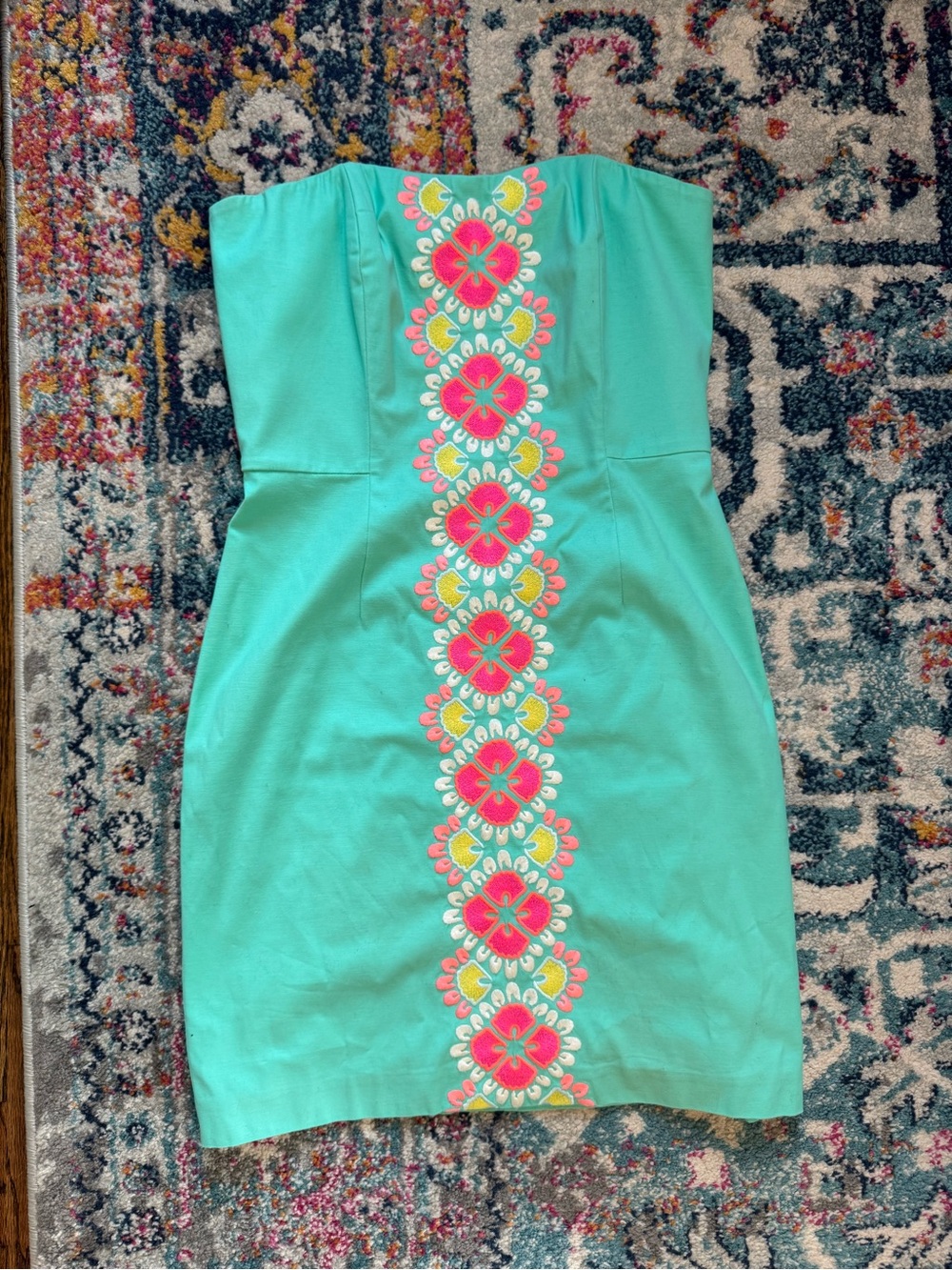 Vineyard Vines Turquoise Strapless Dress with Pink Embroidered Center